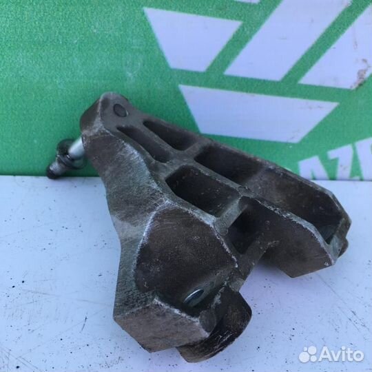 Кронштейн генератора Шевроле Лачетти