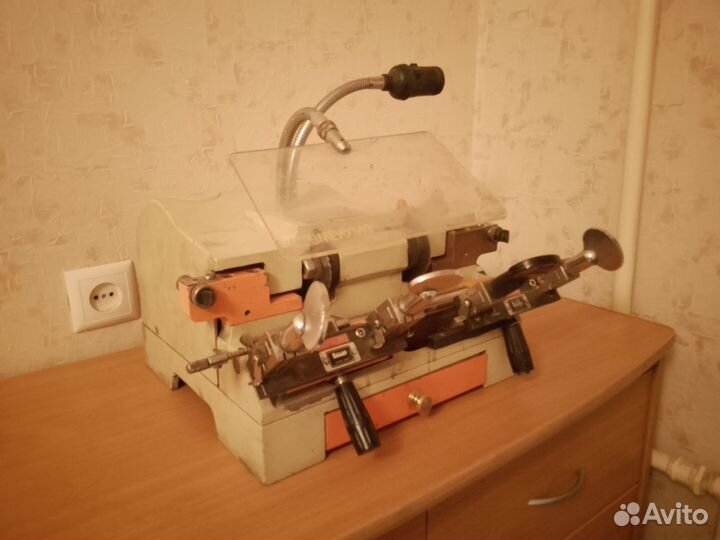 Станоки для копирования ключей