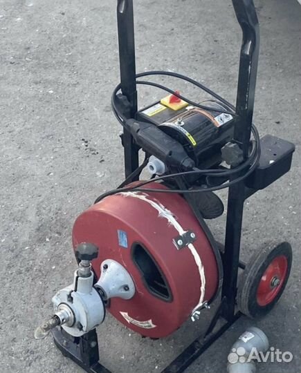 Прочистка канализации / Устранение засоров Частник