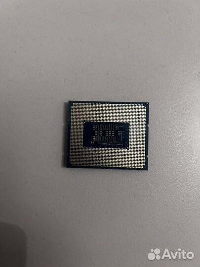 Процессор intel core i3 12100f