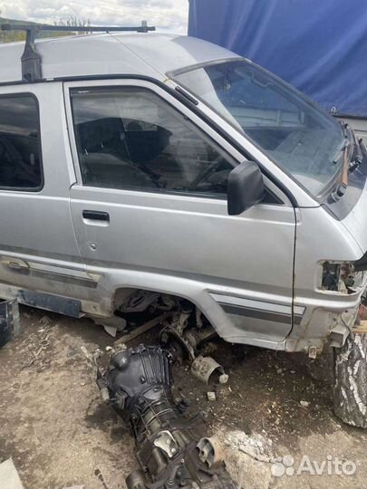 Четверть toyota lite ace 2c МКПП