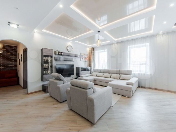 2-к. квартира, 72 м², 3/7 эт.