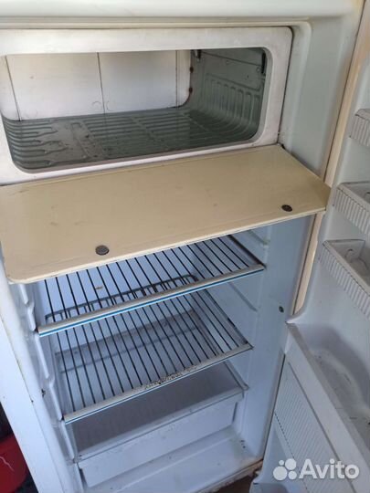 Бесплатно Холодильник Бирюса-2