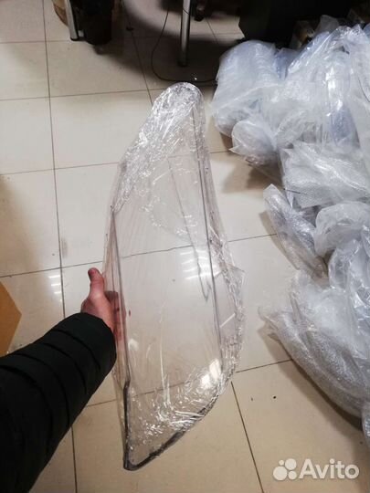 Стекло фары (иномарки)