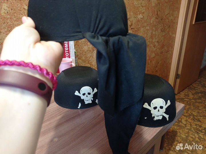 Шапочка пирата, зайки, кошки