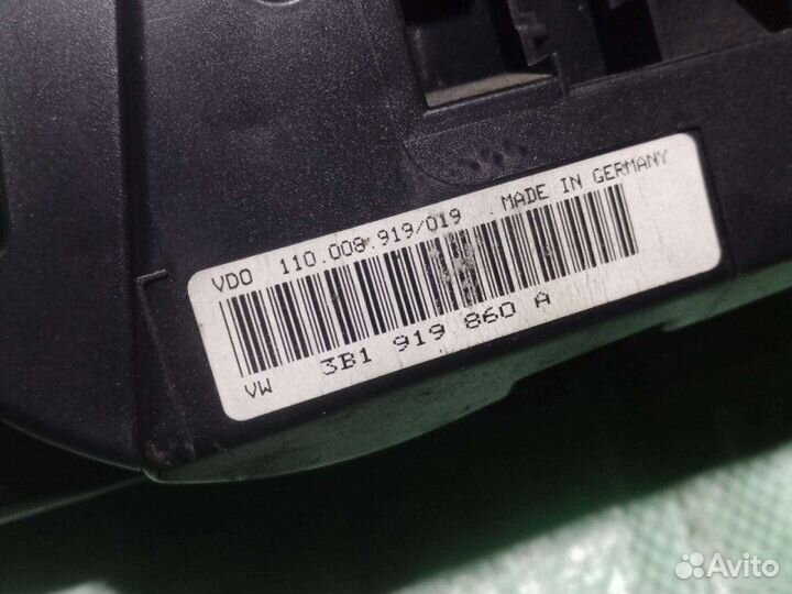 Щиток приборов Volkswagen Passat B5