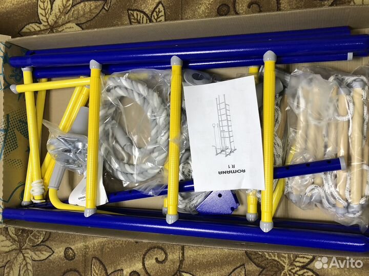 Шведская стенка с турником и брусьями romana R1