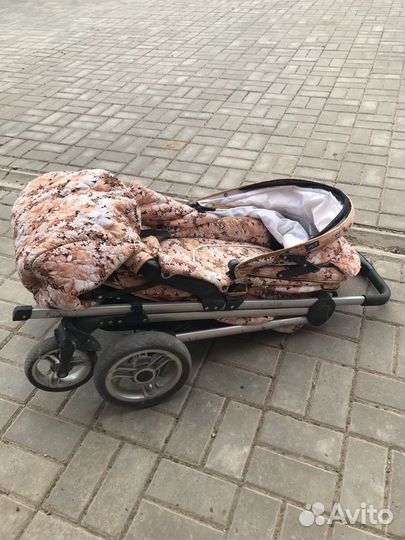 Продаётся детская коляска