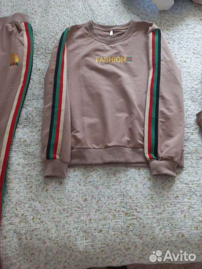 Спортивный костюм женский новый