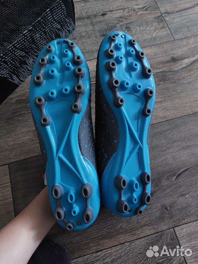 Кроссовки (бутсы)