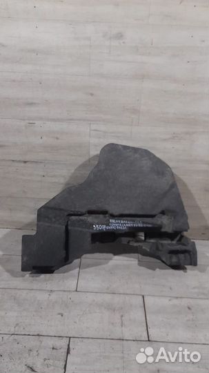 Ящик для инструментов правый Toyota Camry Xv 50 С