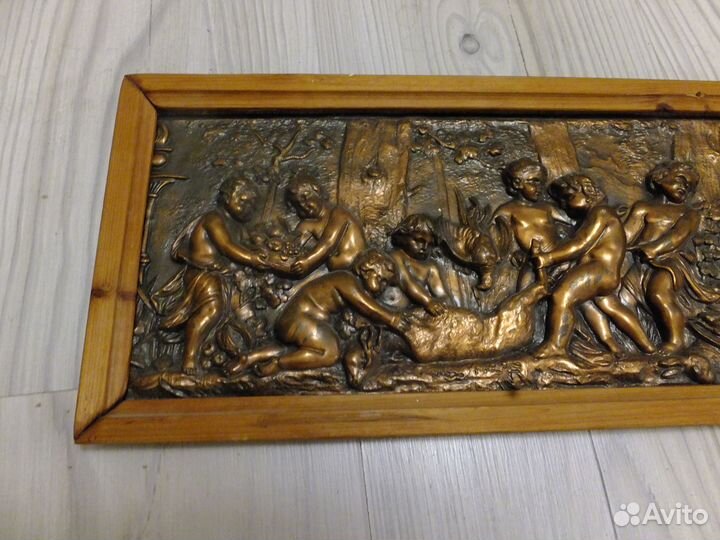 Медный барельеф, 