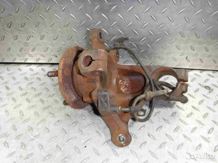 Кулак поворотный передний правый Ford Mondeo