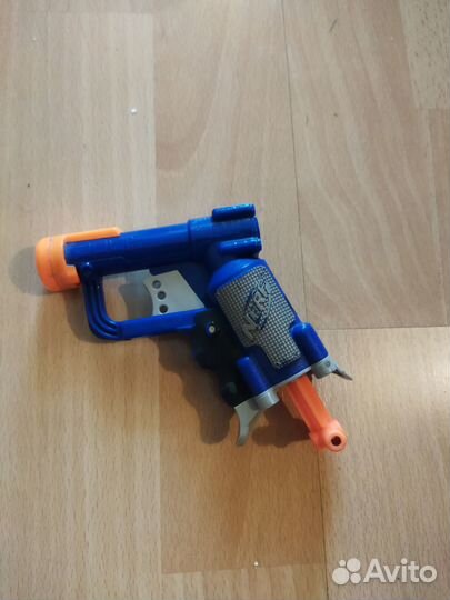 Игрушечные пистолетики