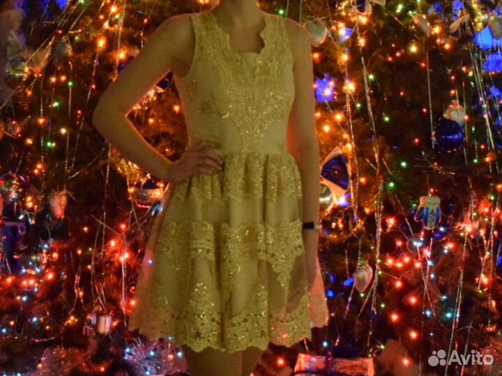 Вечернее платье 42 44 бежевый золотой