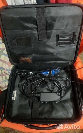 Ноутбук с сумкой