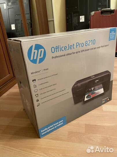 Принтер HP Officejet Pro 8210 цветной