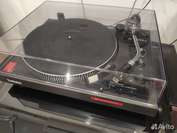 Проигрыватель винила Technics sl 1900