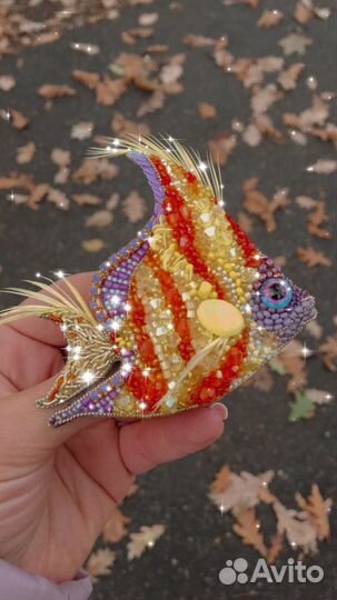 Брошь ручной работы