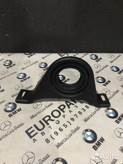 Подвесной подшипник Mercedes-Benz E Class W210