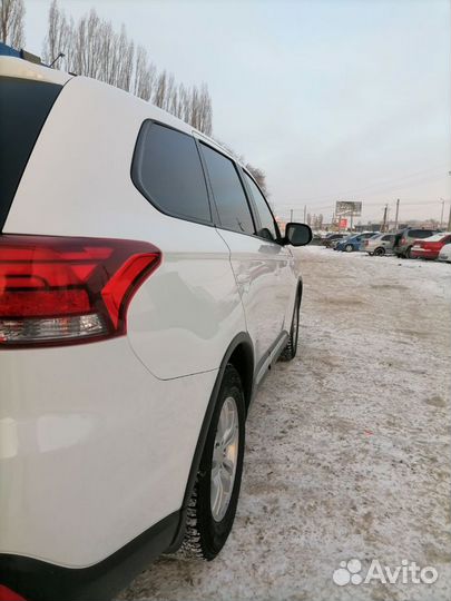 Mitsubishi Outlander 2.0 CVT, 2019, 172 000 км