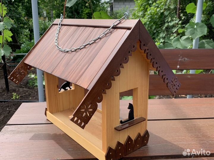 Кормушка для птиц