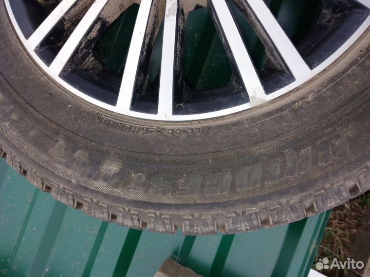 Bridgestone Blizzak Revo GZ 205/60 R15