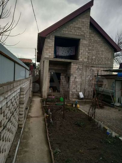 Дом 190 м² на участке 3,1 сот.