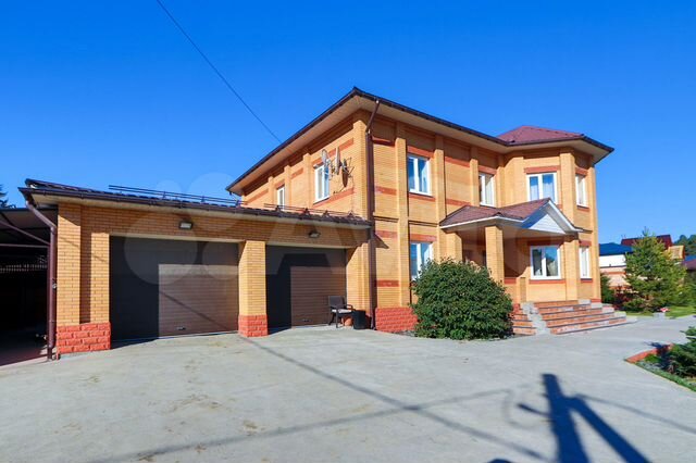 Дом 280 м² на участке 15 сот.