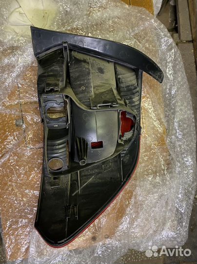 Фонарь задний левый vw polo