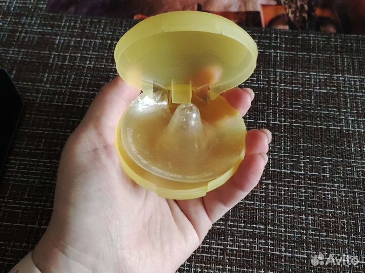 Прокладки на грудь medela