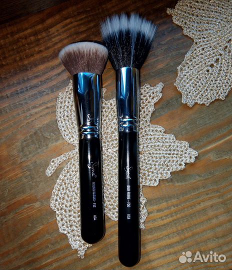 Кисти для макияжа б/у