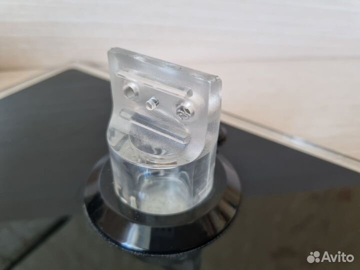 Подставка под телевизор