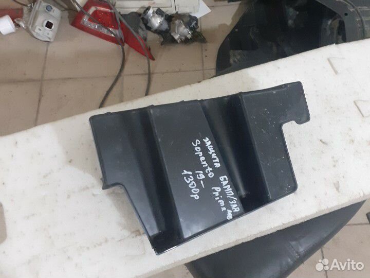 Защита заднего бампера левая Kia Sorento Prime