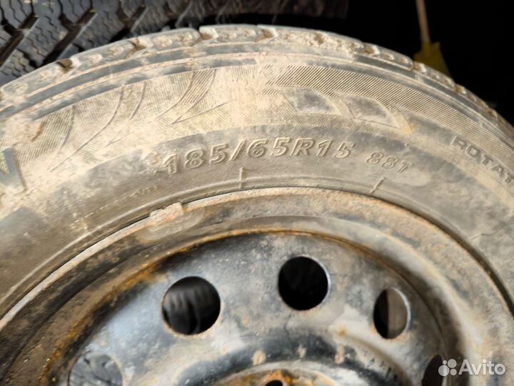 Interstate Winter Claw Extreme Grip MX 185/65 R15 88T