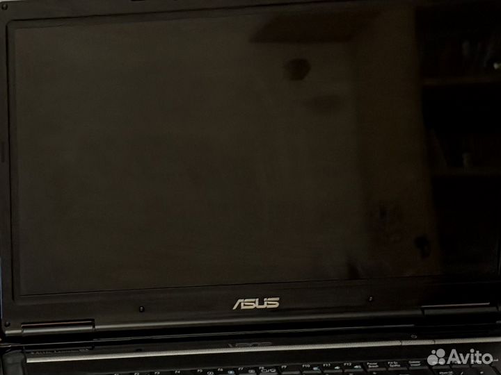 Ноутбук asus