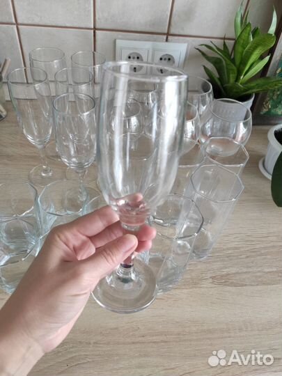 Стаканы, фужеры, бокалы, стопки