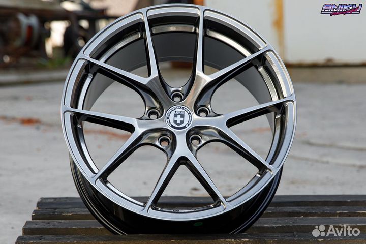 Диски Style HRE P101 R18 9.0j ET35 5*114.3 (B023)