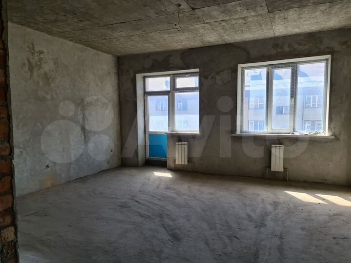 2-к. квартира, 77 м², 4/7 эт.