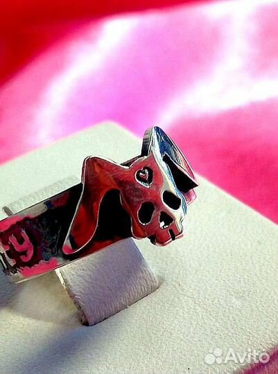 Серебряное кольцо Шкодливая зайка