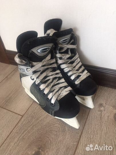 Коньки хоккейные детские