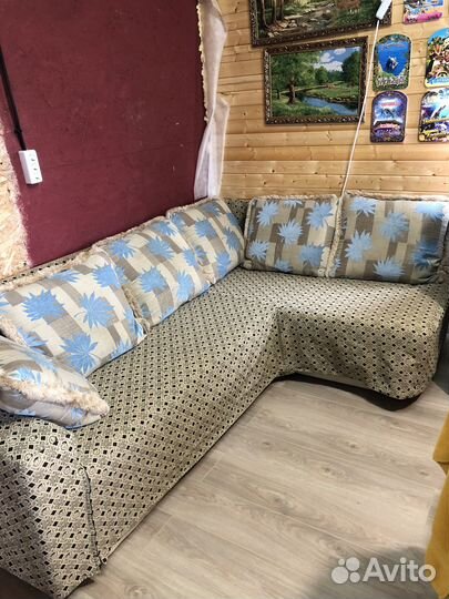 Угловой диван