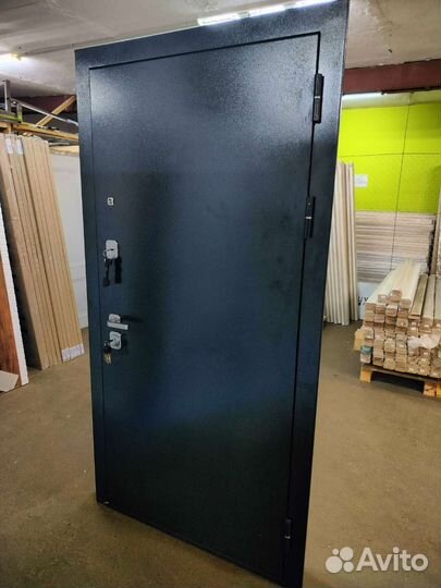 Входная дверь Толстяк зеркало 960 правое