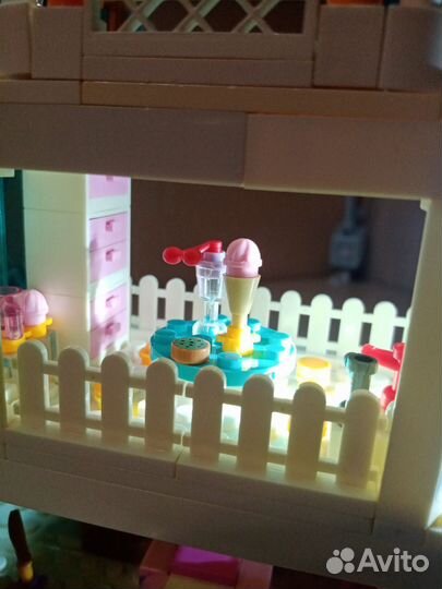 Lego Friends