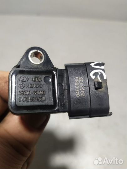 Датчик воздуха Hyundai Elantra 2010