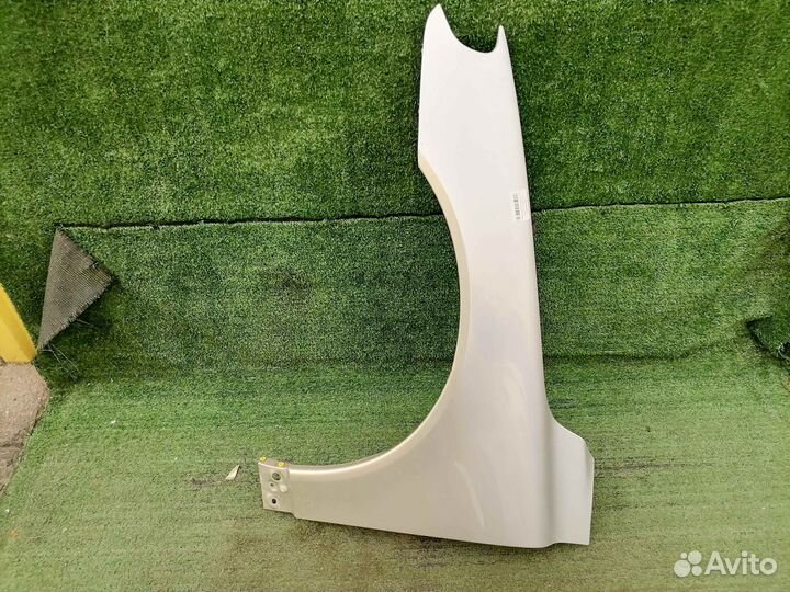 Крыло переднее левое Volvo V70 BW дефект