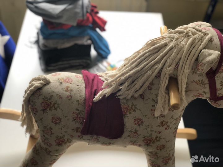 Каталка Лошадь музыкальная