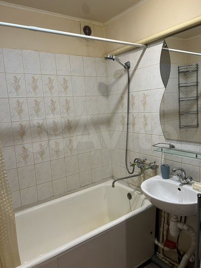 2-к. квартира, 42 м², 1/5 эт.