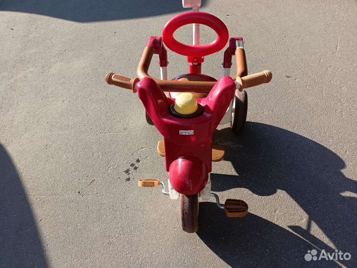 Велосипед трёхколёсный с ручкой