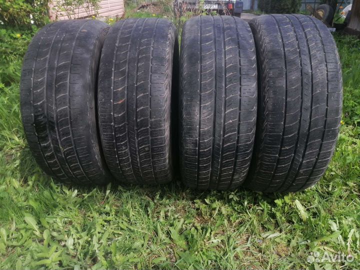 Kumho Road Venture APT KL51 235/55 R18